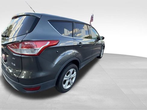 Used 2016 Ford Escape SE FWD image 7