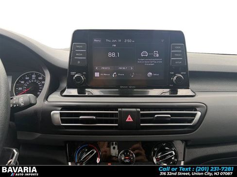 Used 2023 Kia Seltos LX AWD/4WD image 19