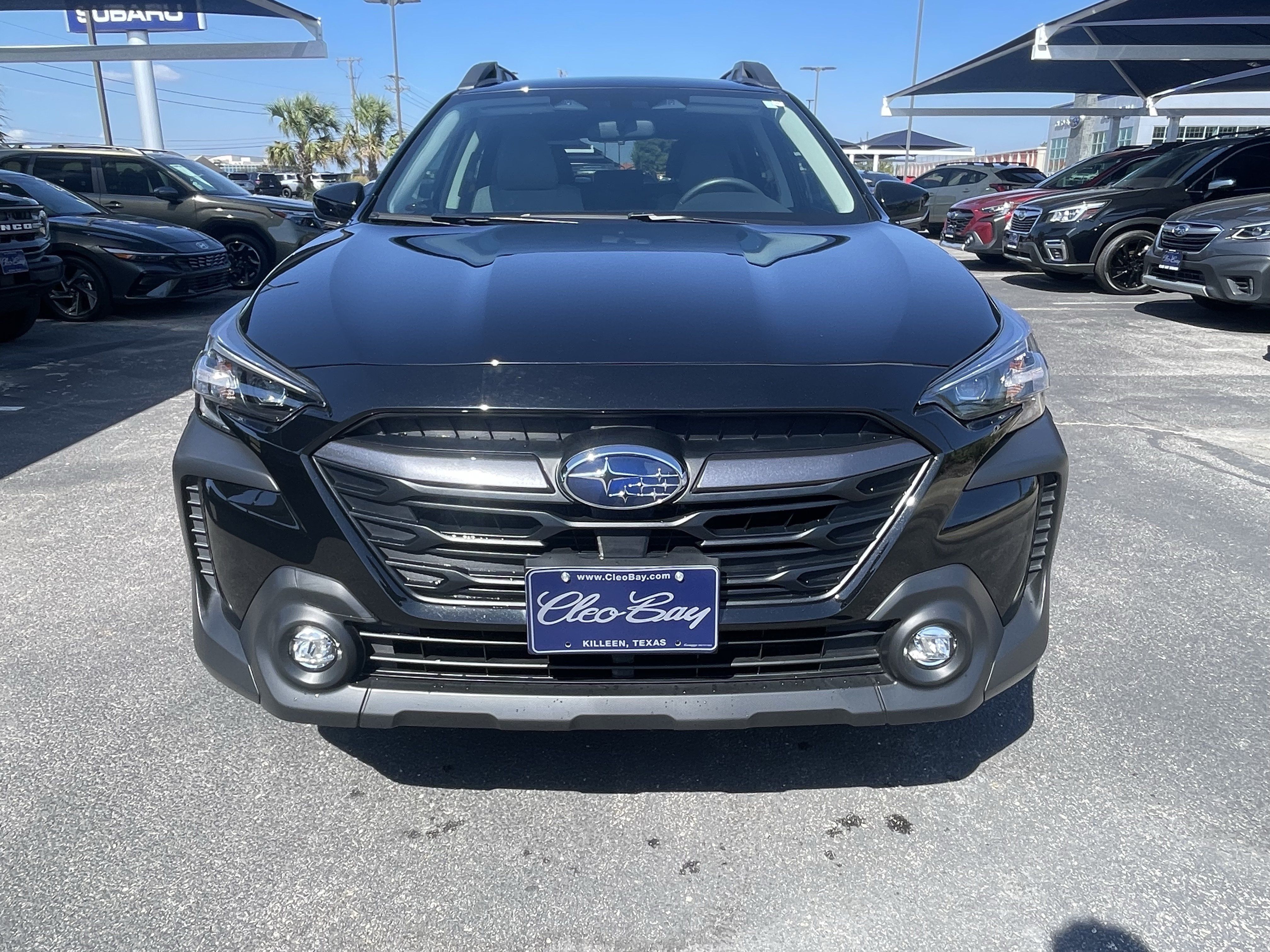 Used 2024 Subaru Outback Premium AWD/4WD image 2