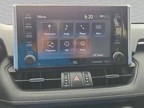 Used 2020 Toyota RAV4 Limited FWD image 21