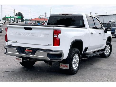 Used 2022 Chevrolet Silverado 2500 LTZ w/ Gooseneck/5TH Wheel Package AWD/4WD image 15