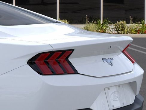 Used 2026 Ford Mustang Coupe RWD image 22