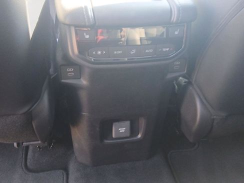 Used 2024 Toyota Grand Highlander Limited image 24