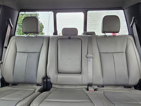 Used 2019 Ford F150 Lariat image 25