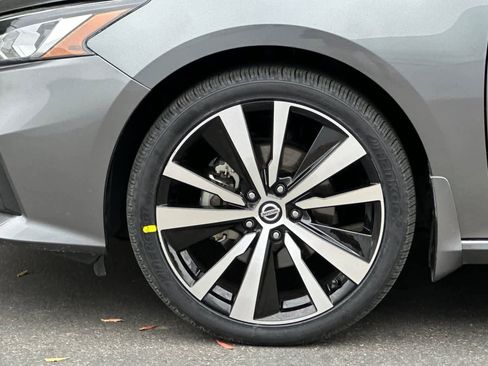 Used 2022 Nissan Altima 2.5 SR image 34