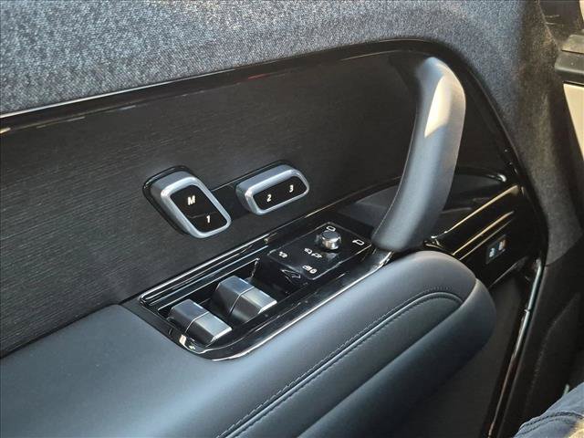 New 2027 Land Rover Range Rover Sport Dynamic SE AWD/4WD image 10