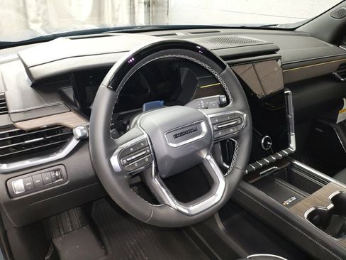 New 2026 GMC Acadia Denali w/ Super Cruise Package image 25