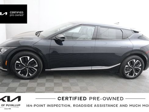 Certified 2024 Kia EV6 Wind w/ Wind Technology Package AWD/4WD image 9