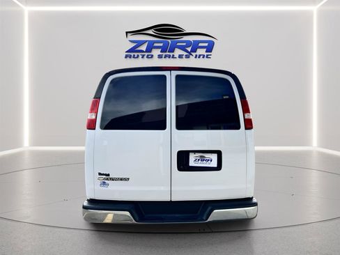 Used 2019 Chevrolet Express 2500 w/ Driver Convenience Package image 5
