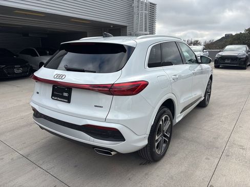 Used 2025 Audi Q5 Premium Plus w/ Premium Plus image 6