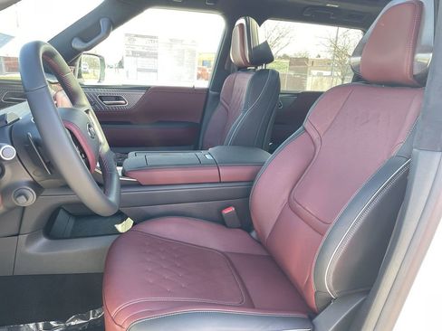 New 2026 INFINITI QX80 Autograph w/ Premium Cargo Package image 13