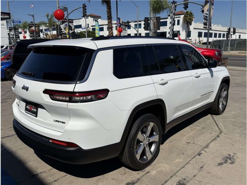 Used 2021 Jeep Grand Cherokee L Limited w/ Luxury Tech Group II AWD/4WD image 14