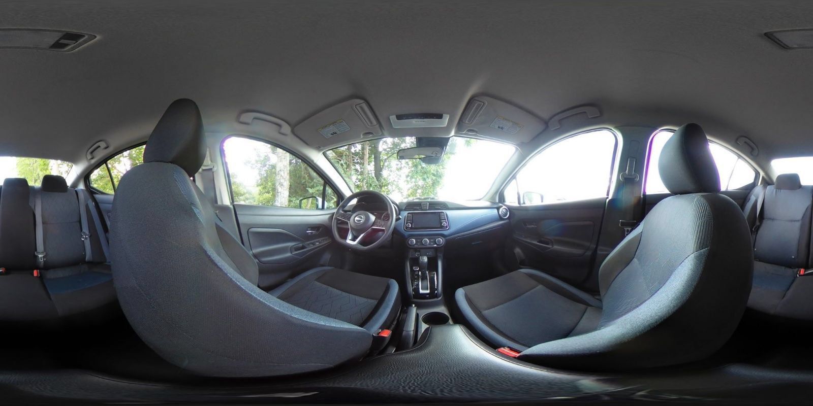 Used 2025 Nissan Versa SV FWD image 40