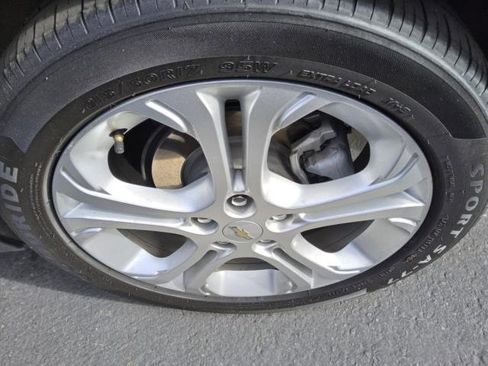 Used 2020 Chevrolet Bolt LT image 5