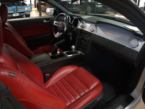 Used 2008 Ford Mustang GT Premium image 25