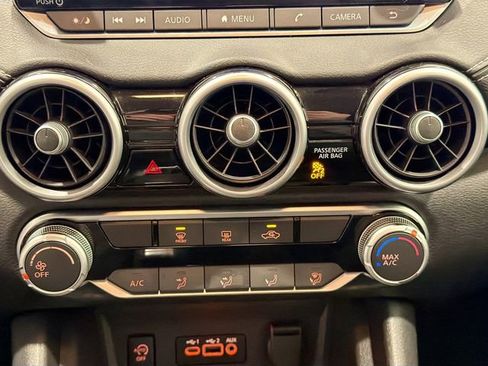 Used 2024 Nissan Sentra SV image 10