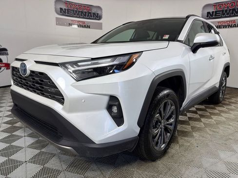 Used 2023 Toyota RAV4 Limited AWD/4WD image 8