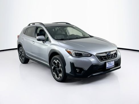 Used 2023 Subaru Crosstrek 2.5i Limited w/ Moonroof Package image 3