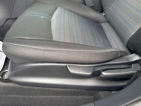 Used 2023 Nissan Leaf S image 23