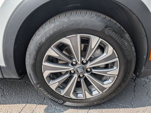 Used 2024 Buick Envision Preferred AWD/4WD image 38