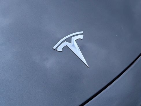 Used 2021 Tesla Model 3 Standard Range Plus RWD image 10