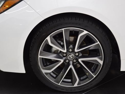 Used 2020 Toyota Corolla SE image 12