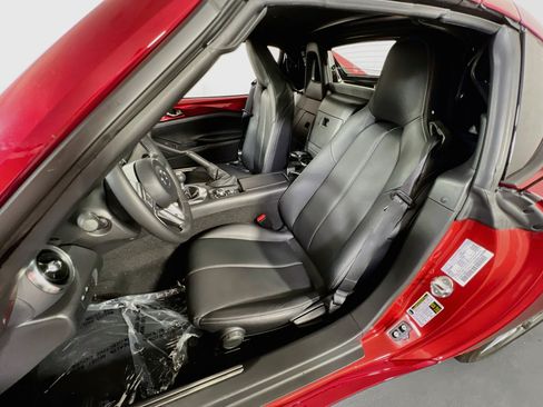 Used 2021 MAZDA MX-5 Miata RF Grand Touring RWD image 21