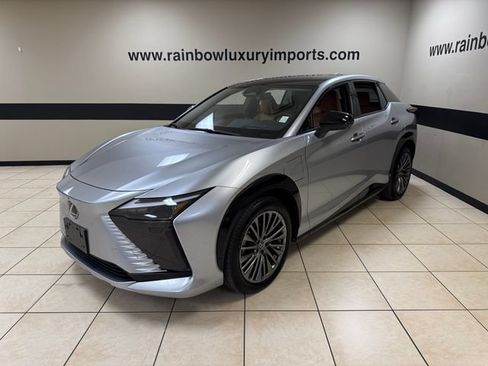 Used 2023 Lexus RZ 450e Premium w/ Cold Area Package AWD/4WD image 3