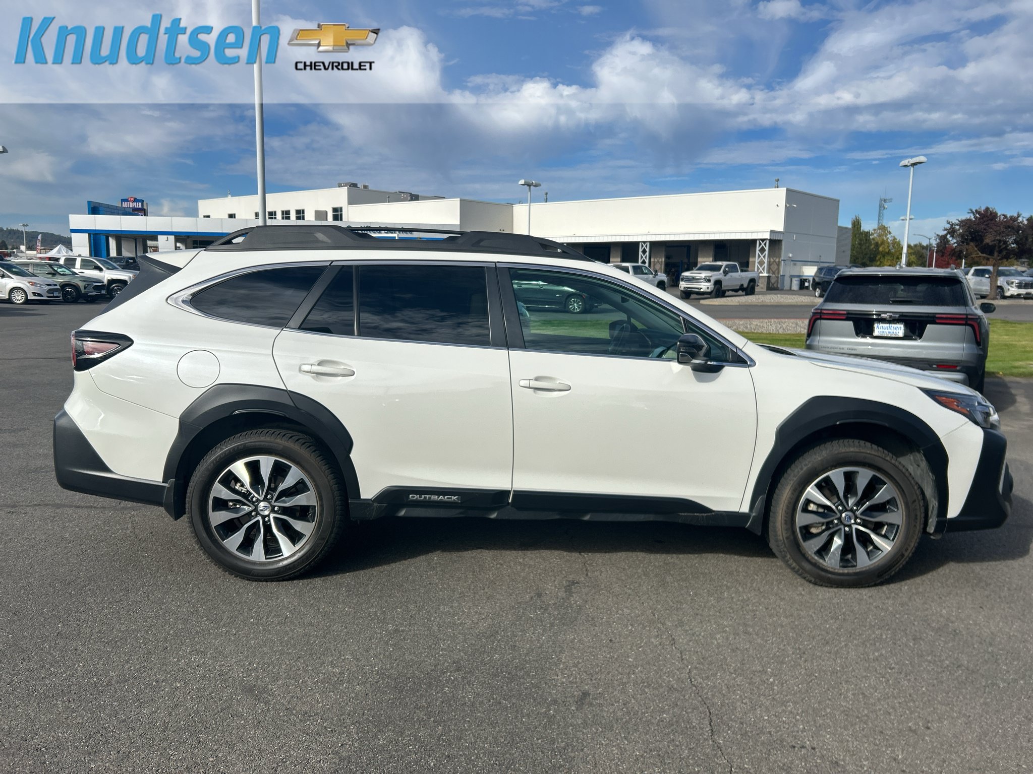 Used 2024 Subaru Outback Limited AWD/4WD image 8