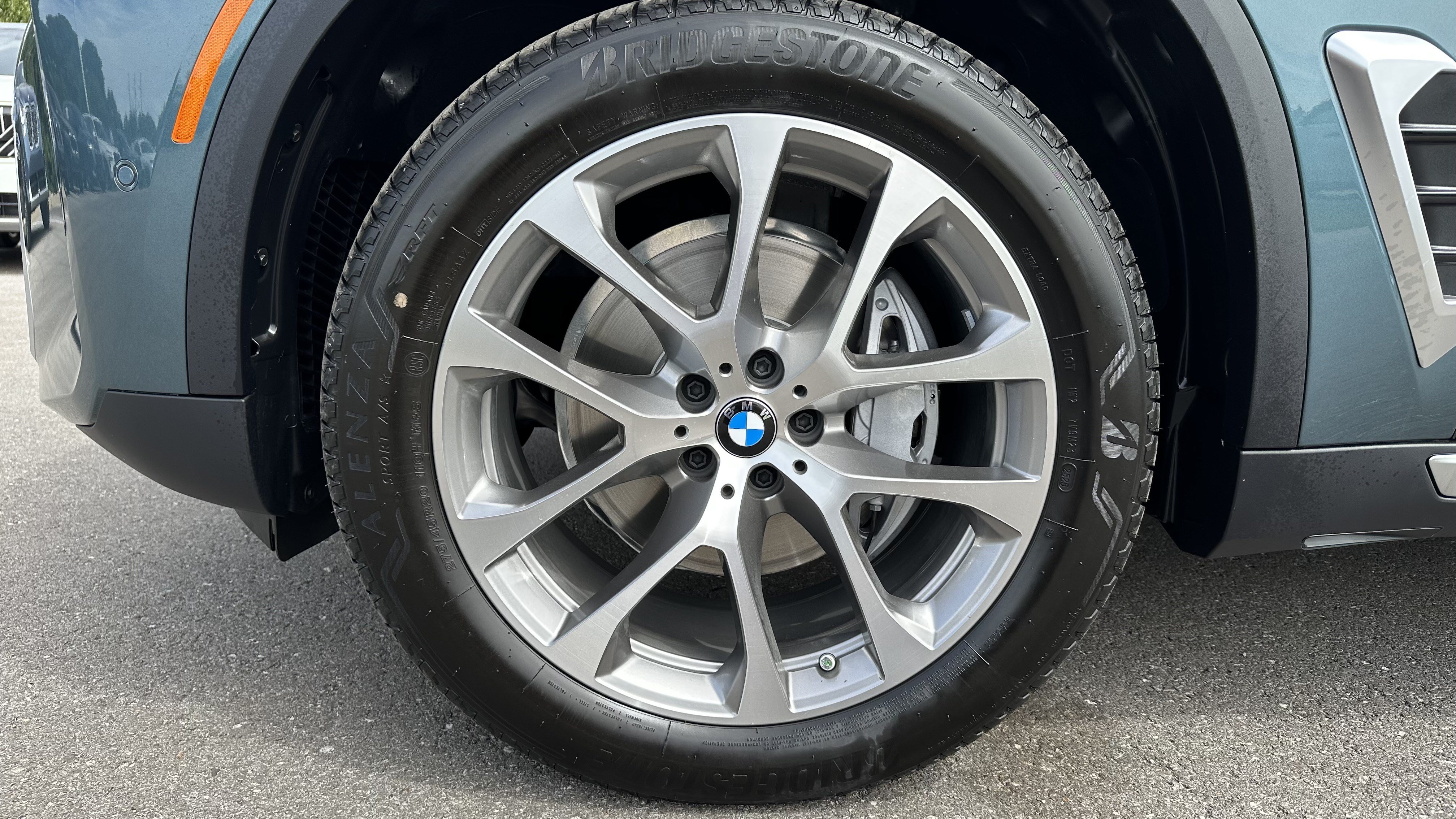 Certified 2026 BMW X5 xDrive40i w/ Climate Comfort Package AWD/4WD image 12