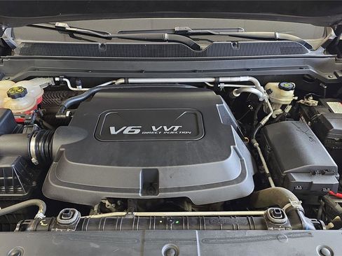 Used 2016 GMC Canyon SLE w/ SLE Convenience Package image 24