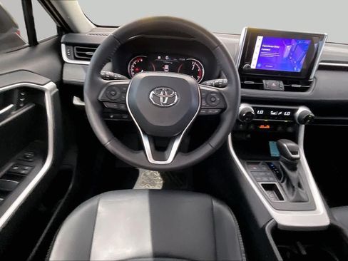 Used 2025 Toyota RAV4 XLE Premium w/ Weather Package AWD/4WD image 6