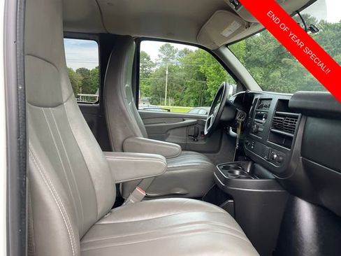 Used 2015 Chevrolet Express 2500 LS image 12