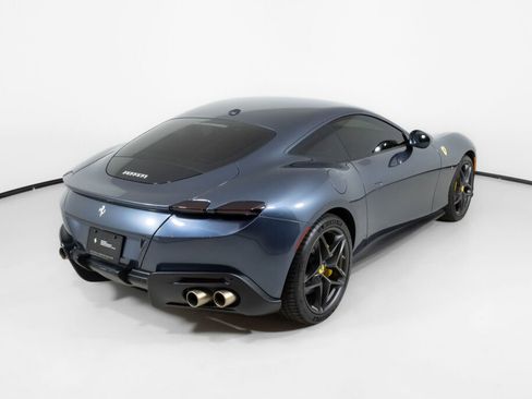 Used 2024 Ferrari Roma image 9