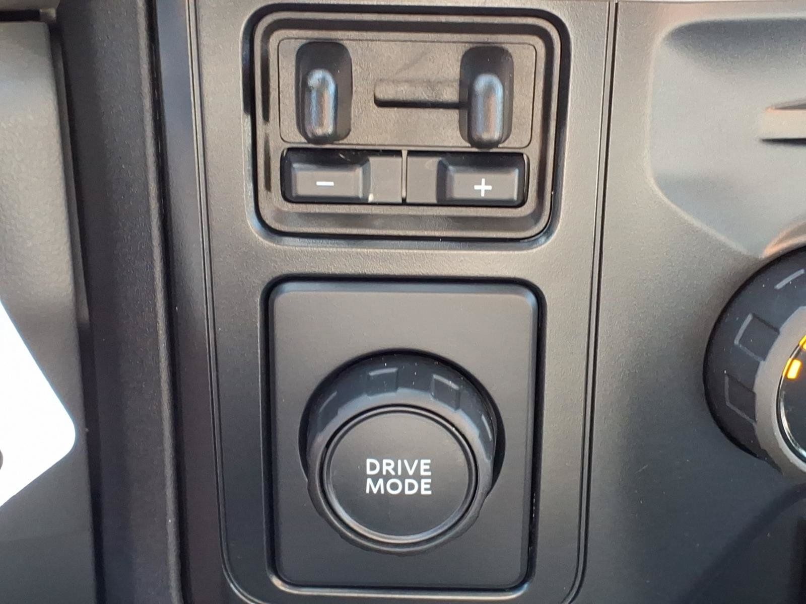 Used 2024 Ford F250 XL RWD image 21