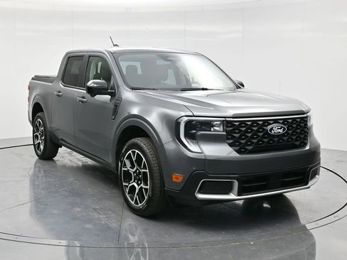 Used 2025 Ford Maverick Lariat AWD/4WD image 3