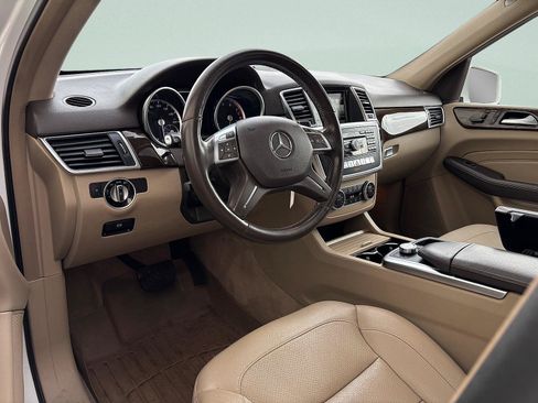 Used 2015 Mercedes-Benz ML 350 4MATIC image 14