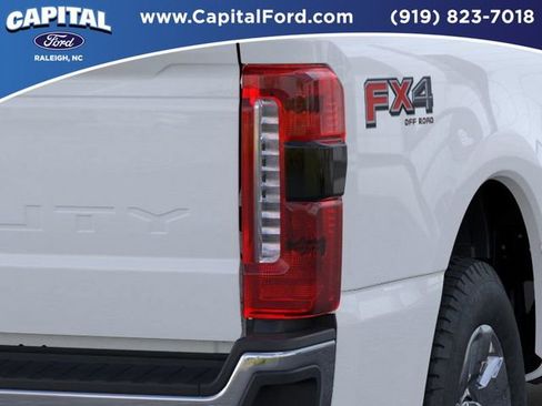New 2026 Ford F250 Lariat w/ Lariat Ultimate Package image 21