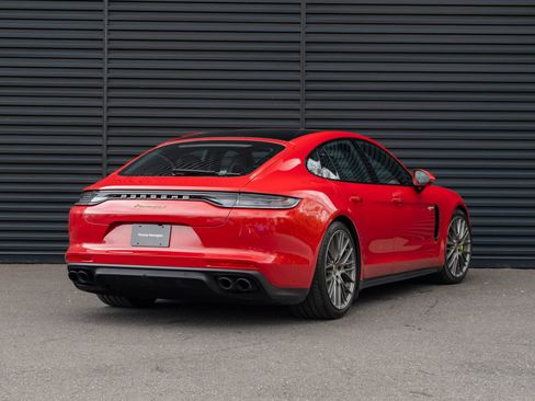 Certified 2023 Porsche Panamera AWD/4WD image 8