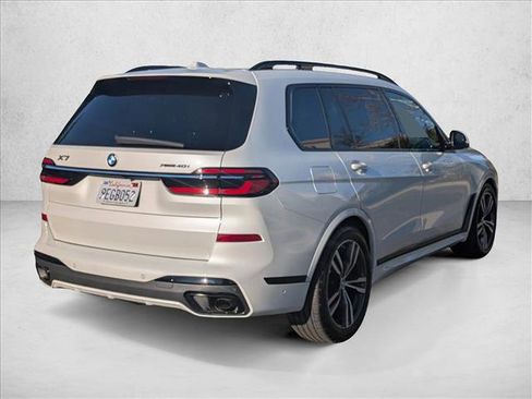 Used 2023 BMW X7 xDrive40i w/ M Sport Package image 5