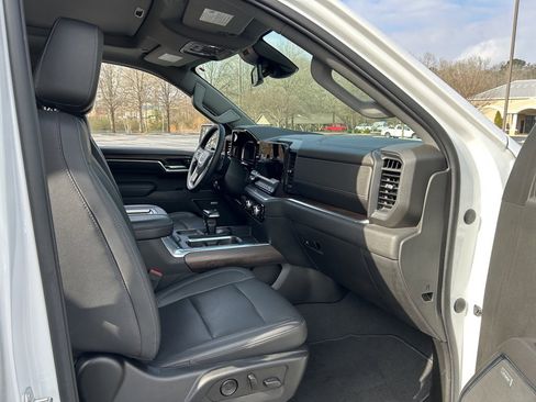 Used 2022 GMC Sierra 1500 SLT w/ SLT Premium Plus Package image 42