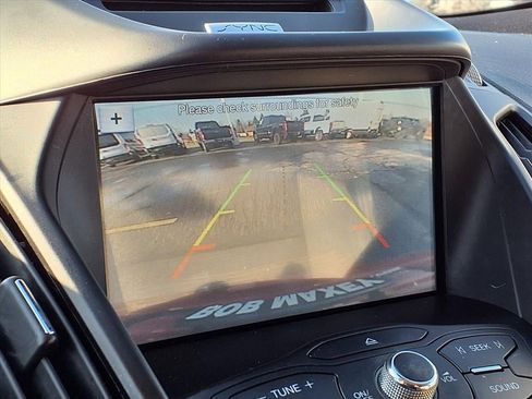 Used 2016 Ford Escape SE w/ SE Leather Comfort Package image 21