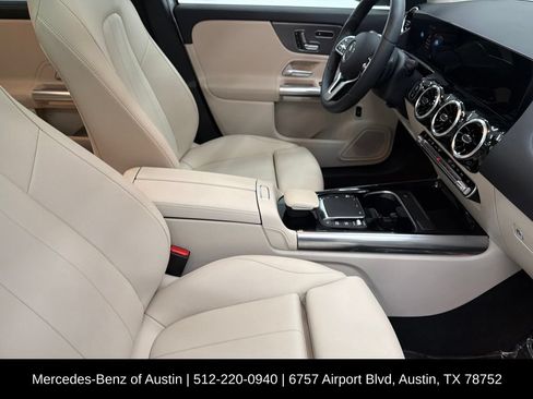 Certified 2023 Mercedes-Benz GLA 250 image 30