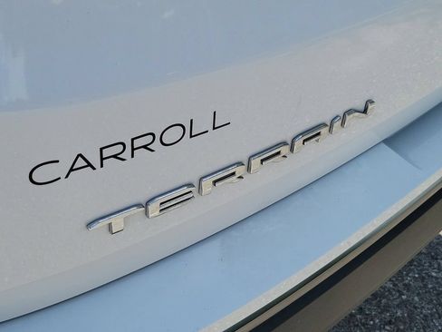 Used 2023 GMC Terrain AT4 AWD/4WD image 9