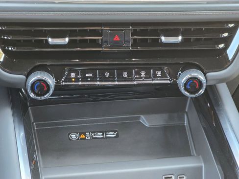 New 2026 Chevrolet Tahoe High Country AWD/4WD image 21