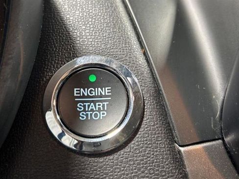 Used 2019 Ford EcoSport SES w/ SES Black Appearance Package image 29