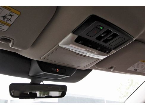New 2026 Nissan Pathfinder Platinum FWD image 24