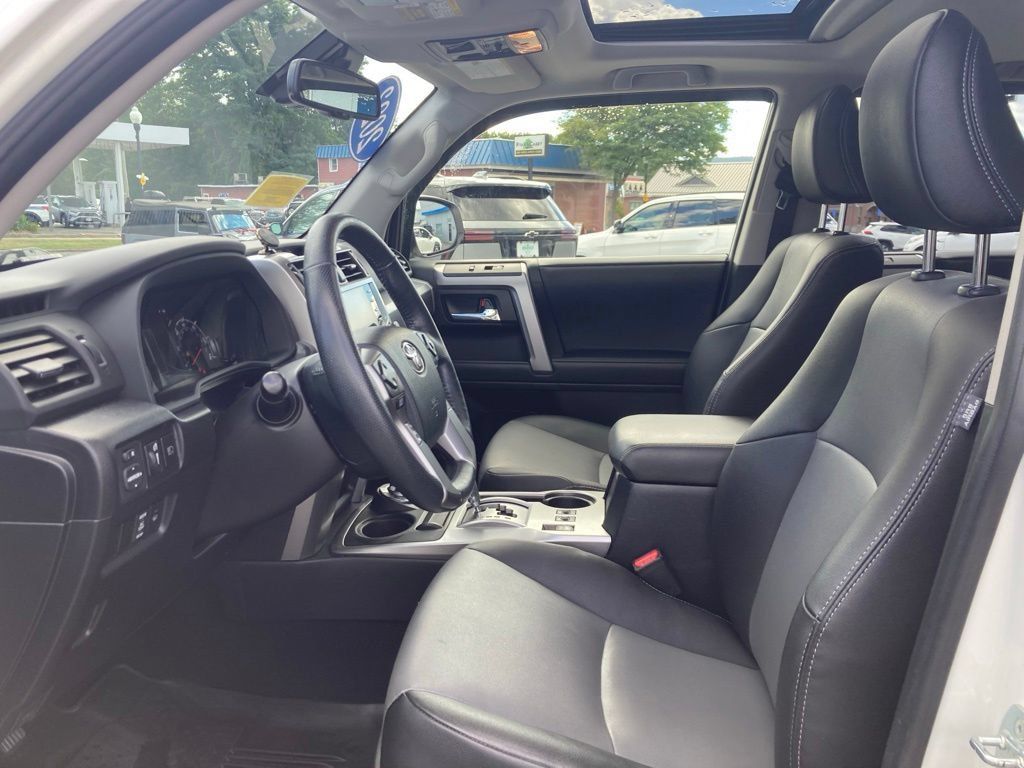 Used 2023 Toyota 4Runner SR5 Premium w/ Moonroof Package AWD/4WD image 3