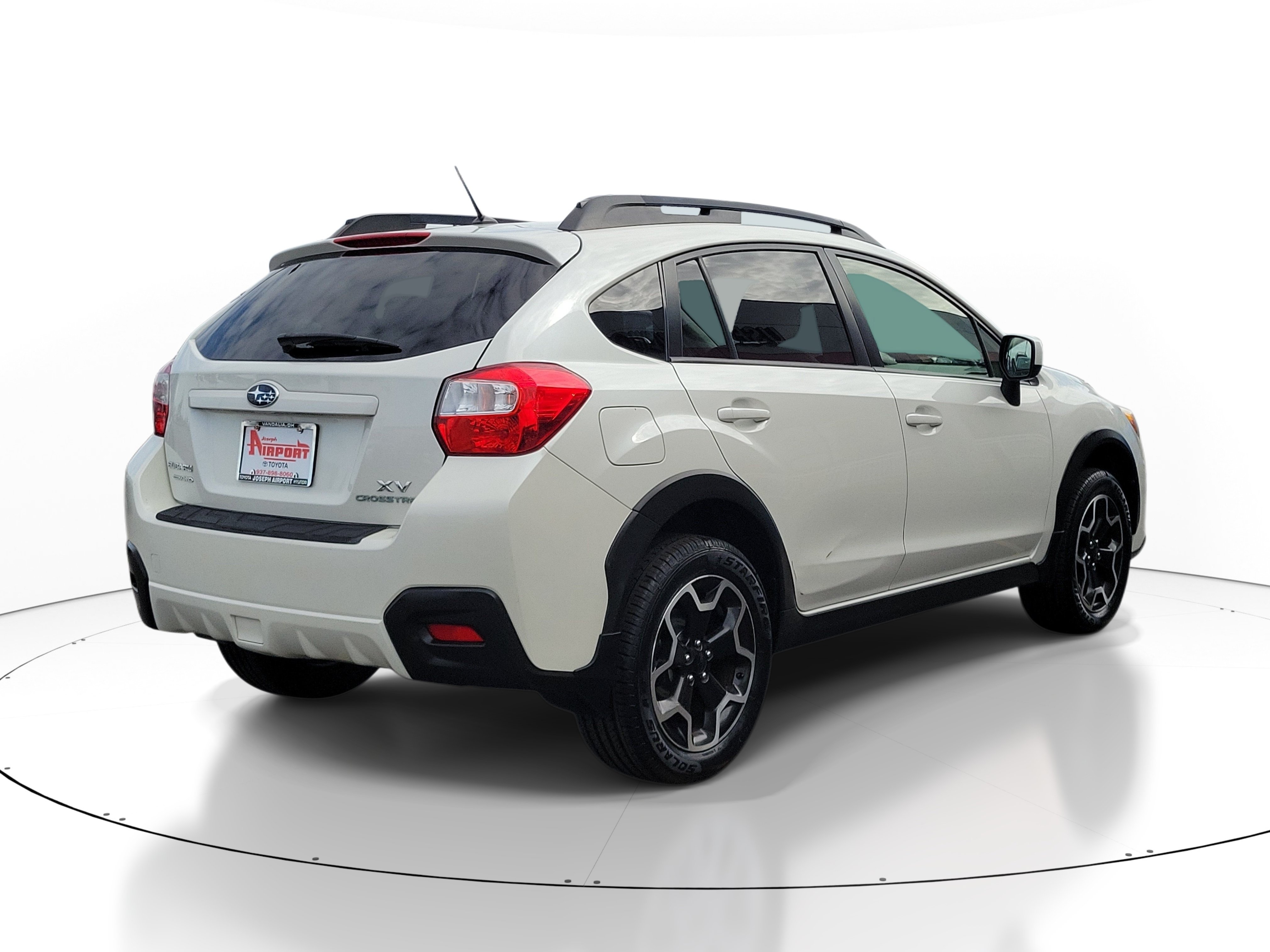 Used 2014 Subaru Crosstrek 2.0i Premium w/ Moonroof Package AWD/4WD image 4