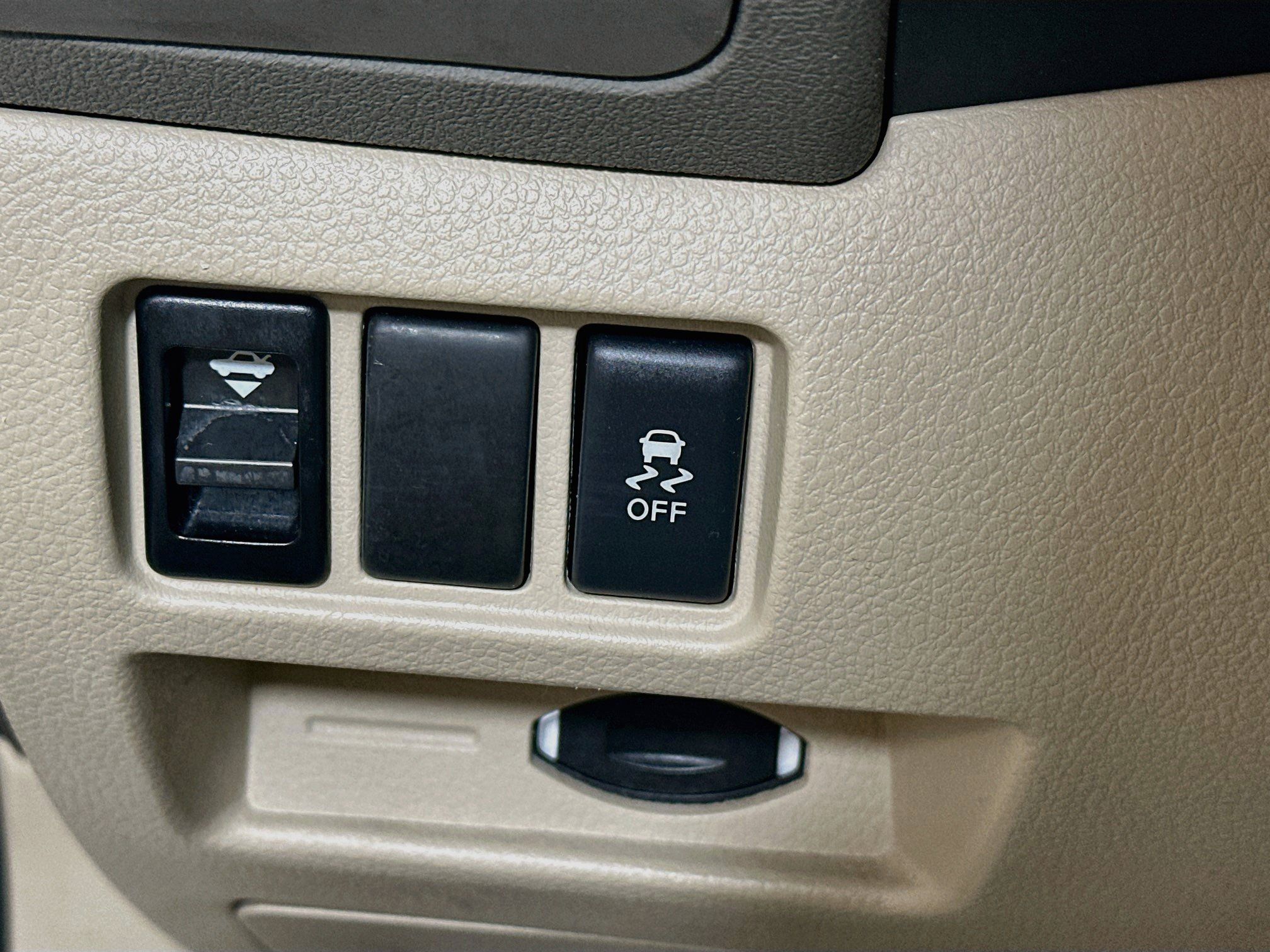 Used 2012 Nissan Altima 2.5 S w/ Convenience Pkg FWD image 10